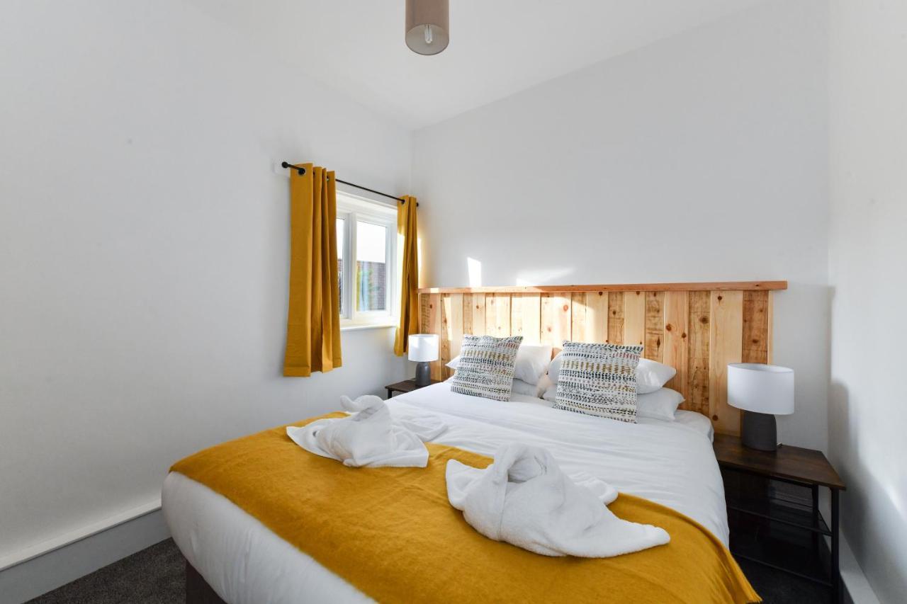 Newark Central Cottage Экстерьер фото