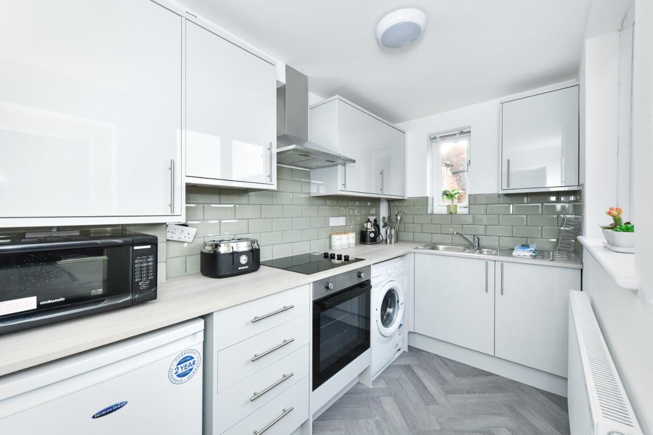 Newark Central Cottage Экстерьер фото