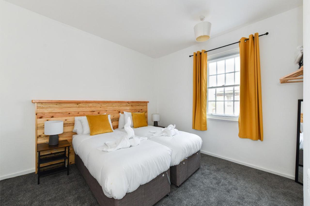 Newark Central Cottage Экстерьер фото